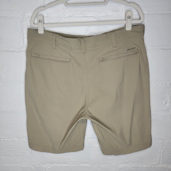 Eddie Bauer Travex Men's Size 38 Shorts Tan Khaki Back Zipper Pockets - Picture 2 of 3